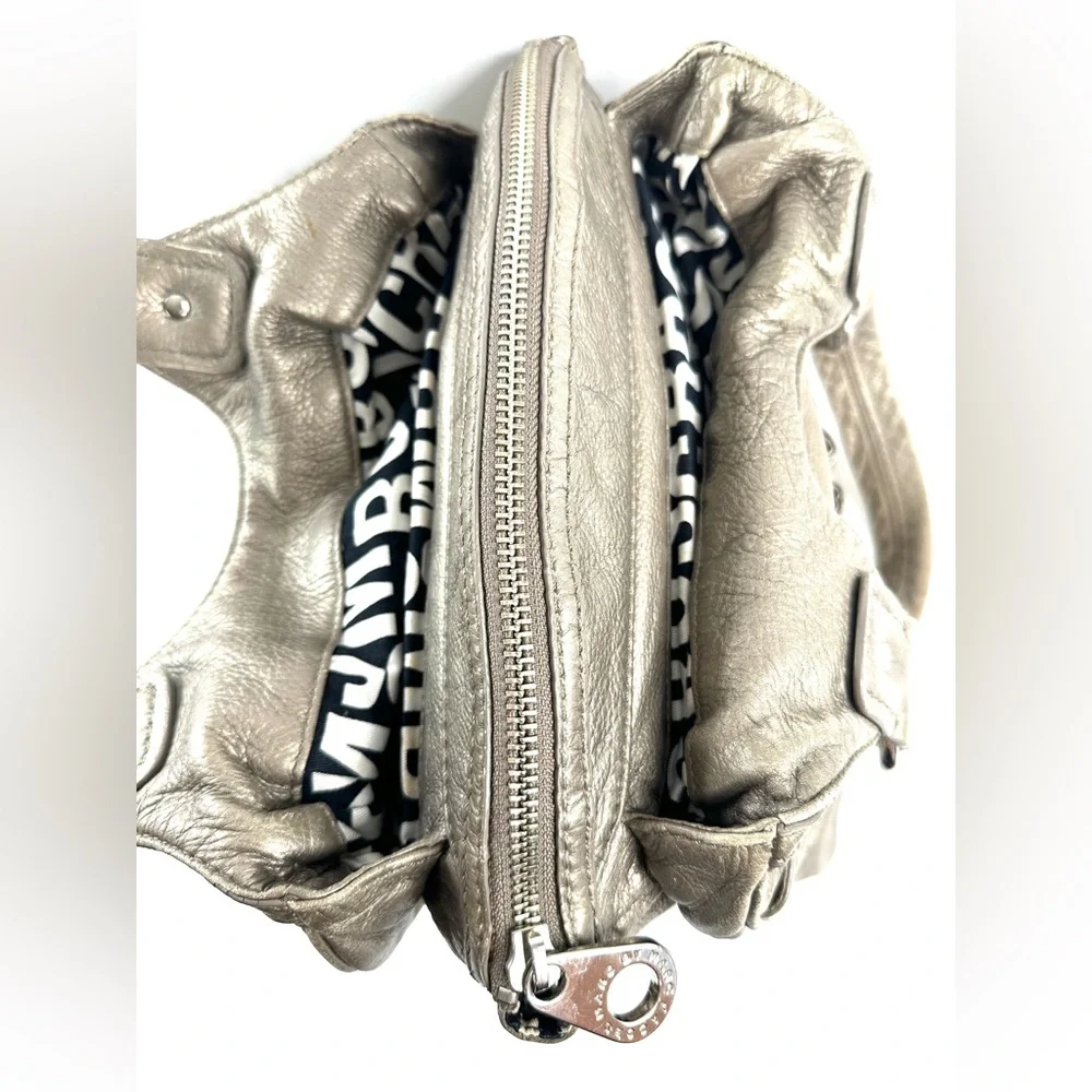 Marc by Marc Jacobs Gold Leather Large Shoulder Bag Turn Locks 3 Sections - Picture 7 of 14